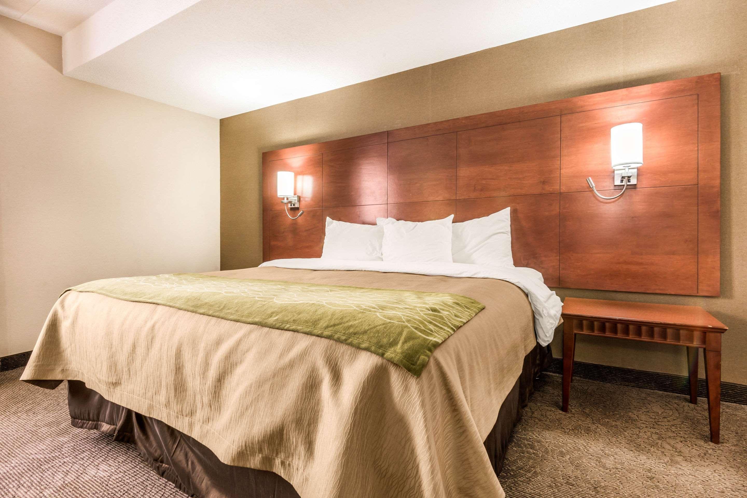 Comfort Inn & Suites Бари Екстериор снимка