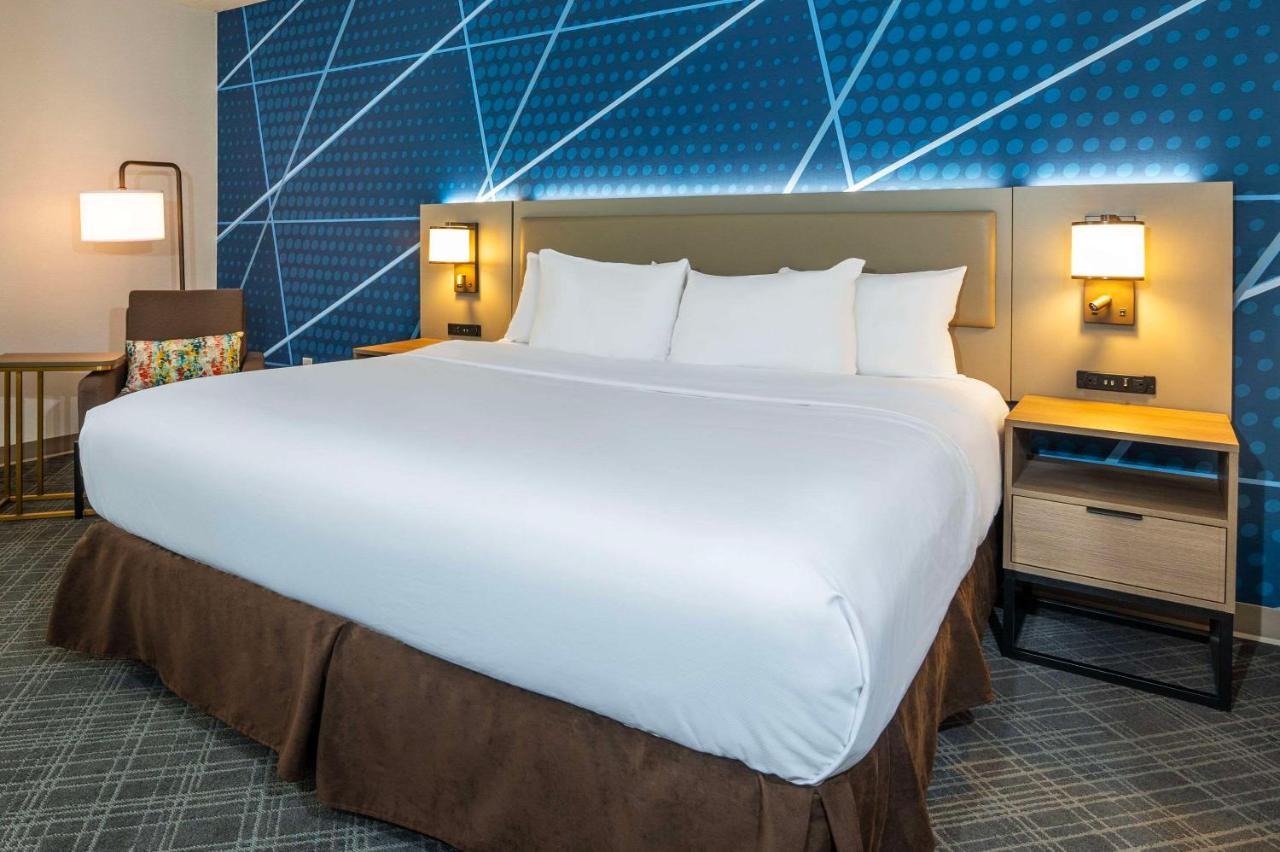 Comfort Inn & Suites Бари Екстериор снимка