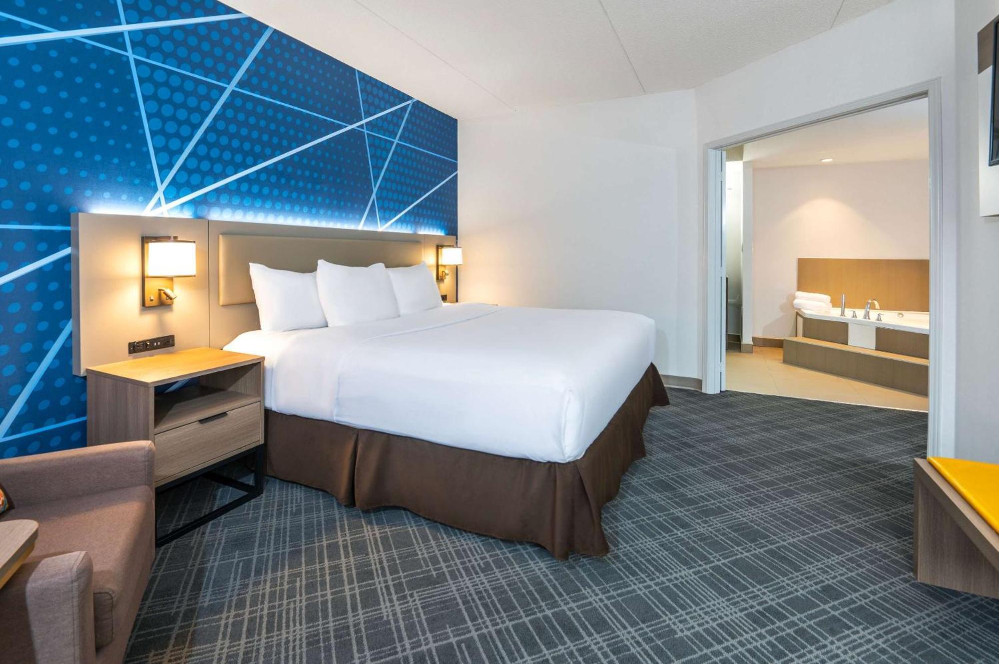 Comfort Inn & Suites Бари Екстериор снимка