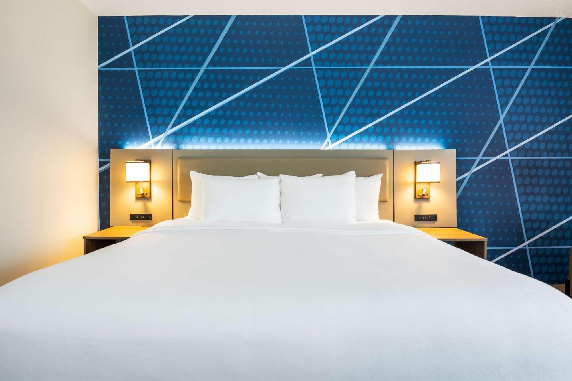Comfort Inn & Suites Бари Екстериор снимка